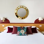 Aramis Deluxe Rooms